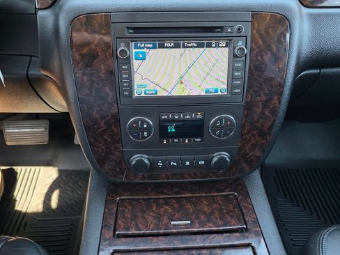 Used 2011 GMC Sierra 2500 Denali AWD/4WD image 19