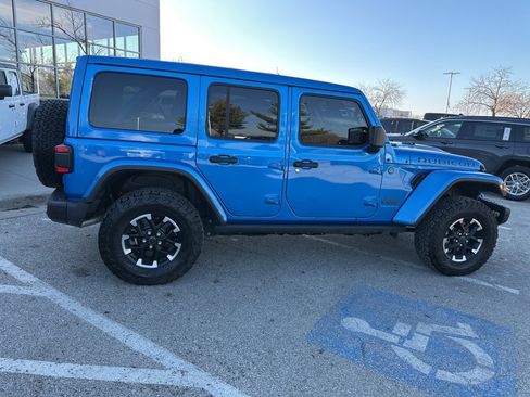 Used 2024 Jeep Wrangler Unlimited Rubicon 4xe image 30