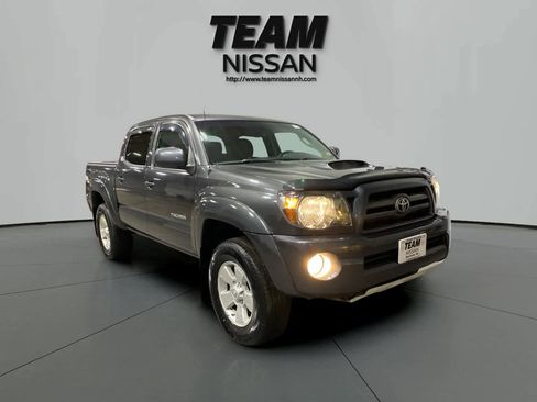 Used 2010 Toyota Tacoma 4x4 Double Cab image 1