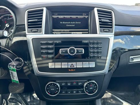 Used 2016 Mercedes-Benz GL 320 BlueTEC 4MATIC image 24