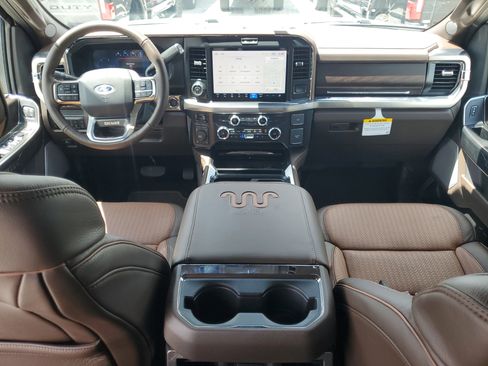 New 2026 Ford F350 King Ranch w/ FX4 Off-Road Package image 12