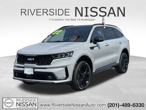 Used 2022 Kia Sorento SX image 1
