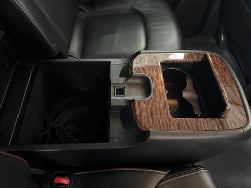 Used 2017 Nissan Armada Platinum w/ Captain Seat Package AWD/4WD image 37