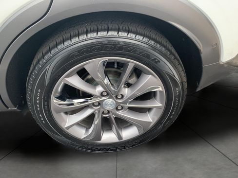 Used 2021 Buick Encore GX Essence w/ Advanced Technology Package AWD/4WD image 24