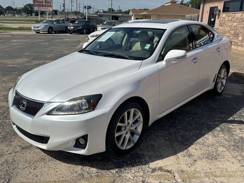 Used 2011 Lexus IS 250 AWD w/ Premium Pkg Value Edition image 5