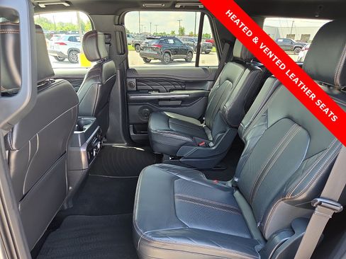 Used 2024 Ford Expedition Platinum AWD/4WD image 11