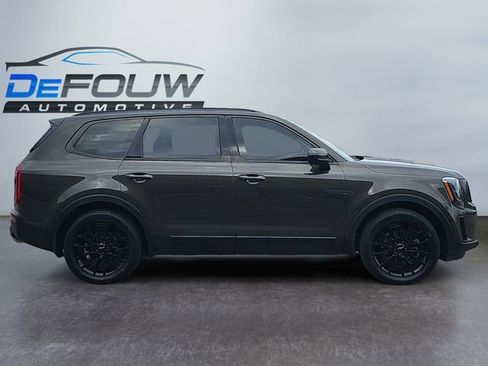 Used 2022 Kia Telluride SX image 2
