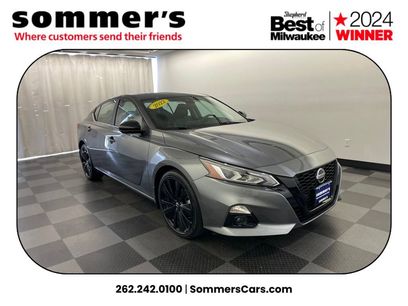 Used 2022 Nissan Altima 2.5 SR w/ Midnight Edition Package