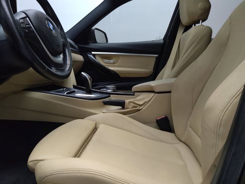 Used 2017 BMW 330i Sedan RWD image 17