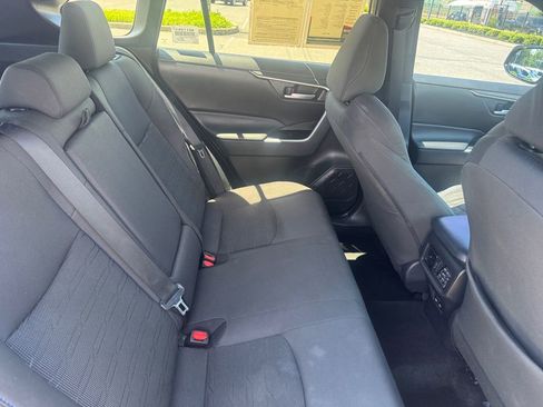 Used 2023 Toyota RAV4 SE w/ Convenience Package AWD/4WD image 19