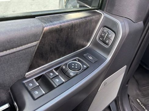 Used 2024 Ford F350 Lariat image 35