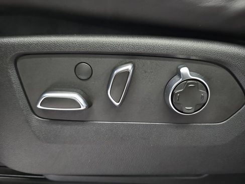 Certified 2023 Cadillac Escalade ESV Sport Platinum image 30