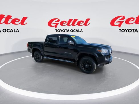 Used 2020 Toyota Tacoma TRD Sport image 2