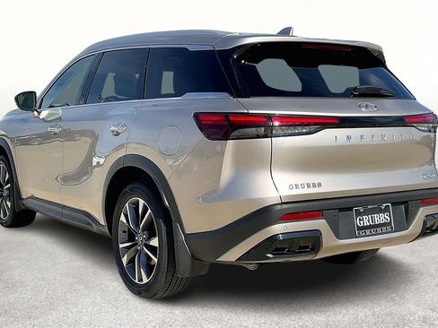 Certified 2025 INFINITI QX60 Luxe w/ Vision Package image 16