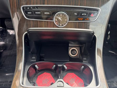 Used 2017 Mercedes-Benz C 300 4MATIC Sedan image 25