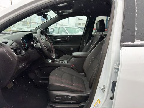 Used 2023 Chevrolet Equinox RS image 16