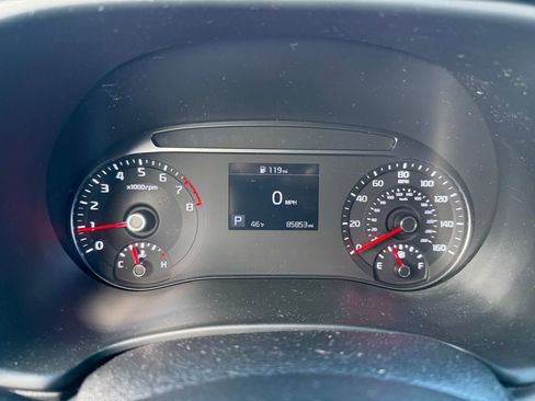 Used 2021 Kia Soul LX image 8