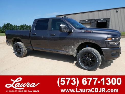 New 2026 RAM 2500 Big Horn AWD/4WD image 1