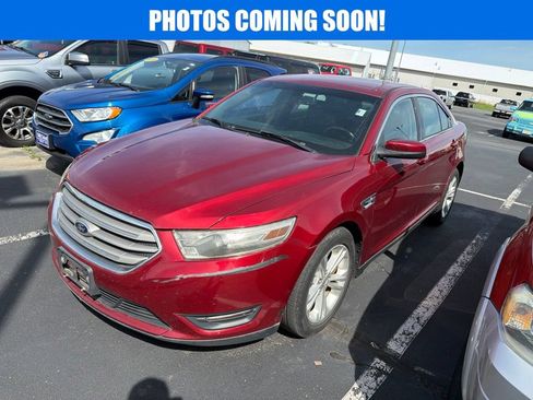 Used 2014 Ford Taurus SEL w/ Equipment Group 201A FWD image 2