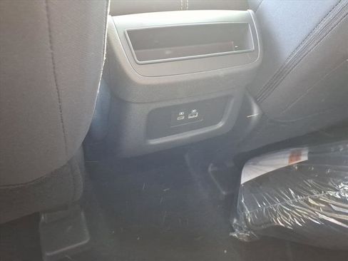 New 2025 Nissan Pathfinder S image 28