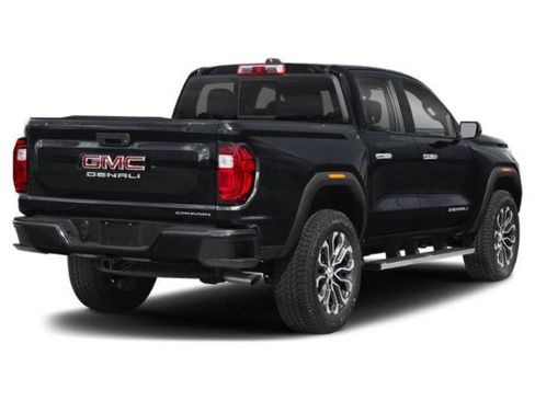 Used 2024 GMC Canyon Denali AWD/4WD image 5