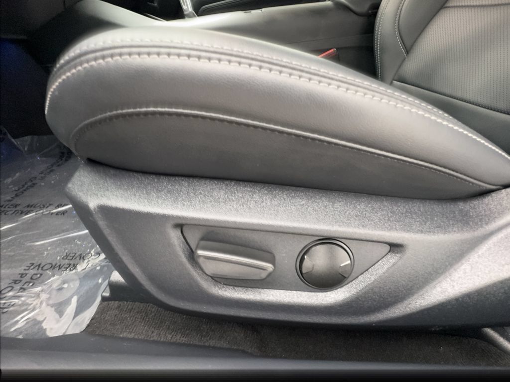 Used 2026 Ford Mustang Premium RWD image 24