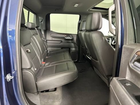 Used 2023 GMC Sierra 1500 SLT w/ SLT Convenience Package image 27