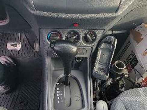 Used 2011 Ford Transit Connect XLT image 14