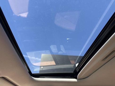 Used 2024 Kia Seltos SX w/ SX Sunroof Package image 28