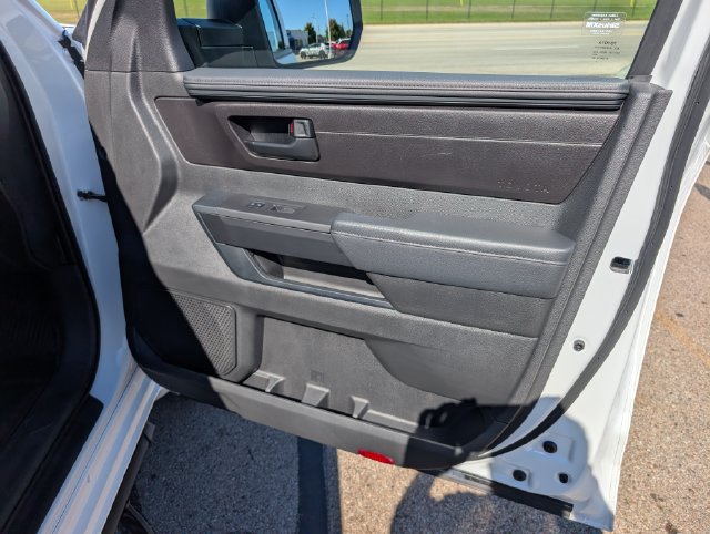 Used 2025 Toyota Tundra SR w/ SR Tow Package AWD/4WD image 5
