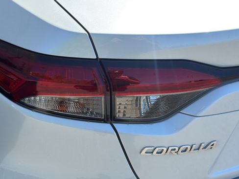 Used 2024 Toyota Corolla XLE FWD image 36