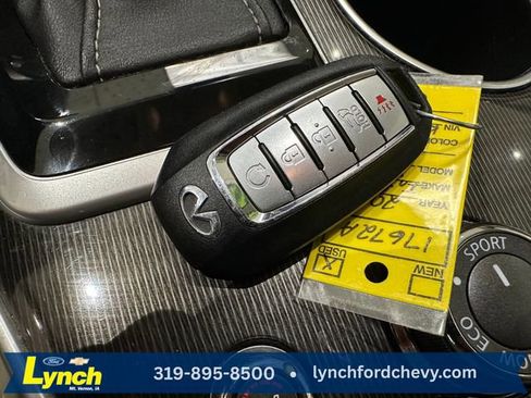 Used 2019 INFINITI QX60 Luxe w/ Essential Package image 18