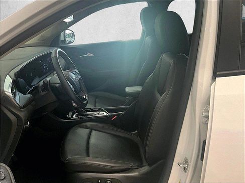 Used 2024 Buick Encore GX Sport Touring w/ Comfort Package FWD image 27