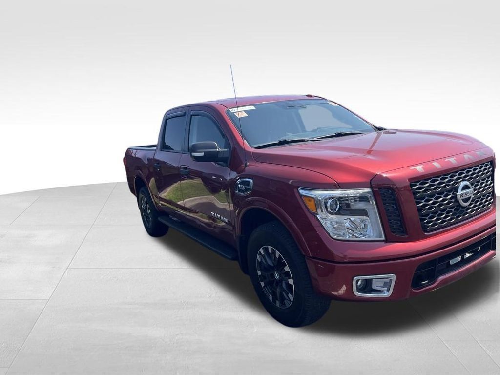 Used 2017 Nissan Titan PRO-4X AWD/4WD image 10