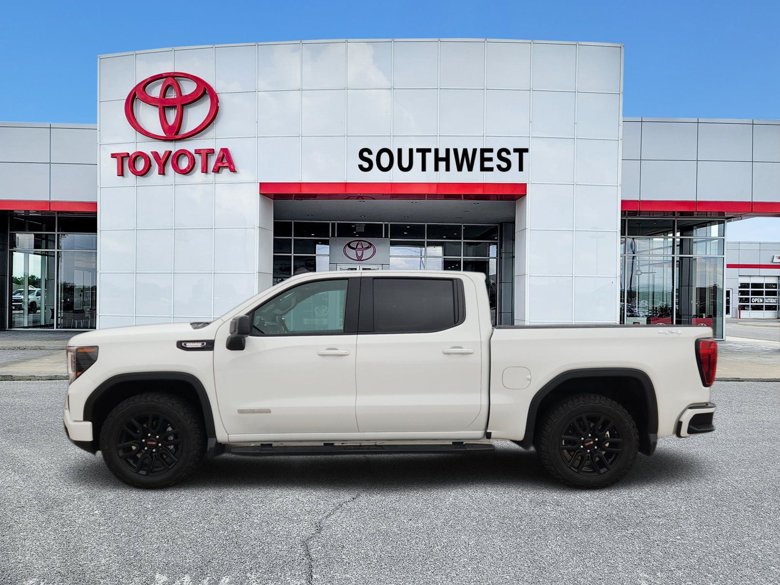 Used 2026 GMC Sierra 1500 Elevation w/ Preferred Package AWD/4WD image 3