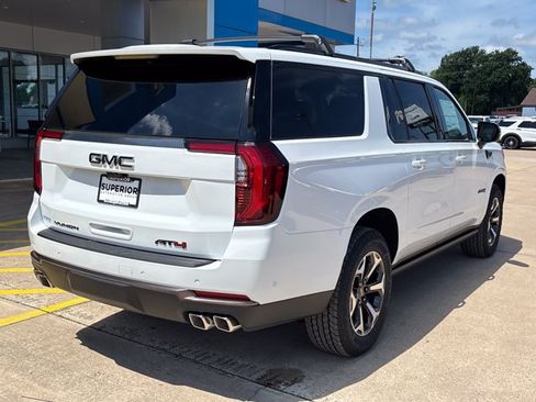 New 2026 GMC Yukon XL AT4 Ultimate w/ LPO, Illumination Package AWD/4WD image 3