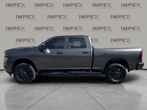 Used 2025 RAM 2500 Big Horn AWD/4WD image 2