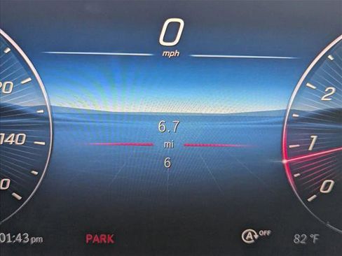 New 2026 Mercedes-Benz GLC 300 image 10