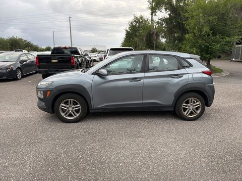 Used 2019 Hyundai Kona SE FWD image 2