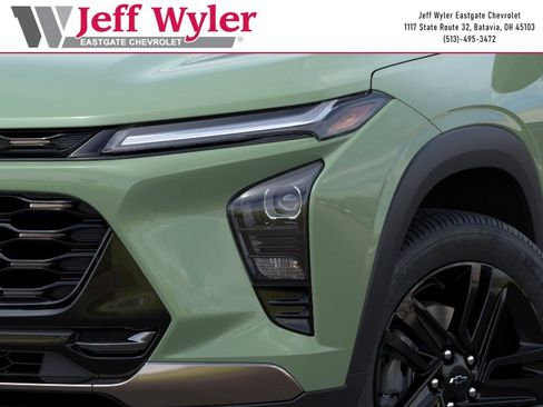 New 2026 Chevrolet Trax ACTIV w/ Driver Confidence Package FWD image 11