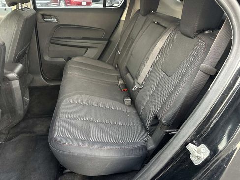 Used 2016 Chevrolet Equinox LT image 12