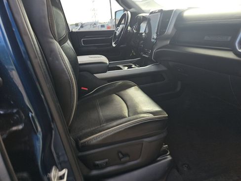 Used 2023 RAM 2500 Laramie AWD/4WD image 5