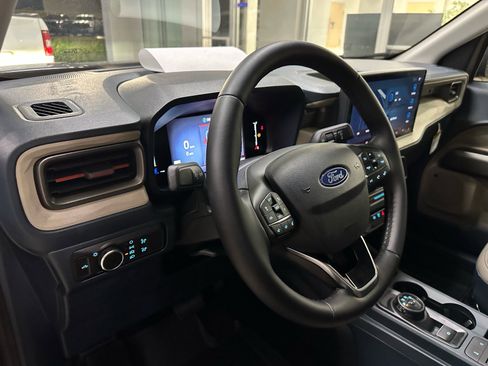 New 2026 Ford Maverick Lariat image 18