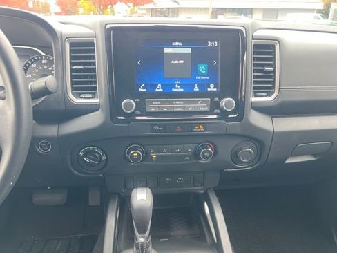 Used 2023 Nissan Frontier SV w/ Tow Package image 23