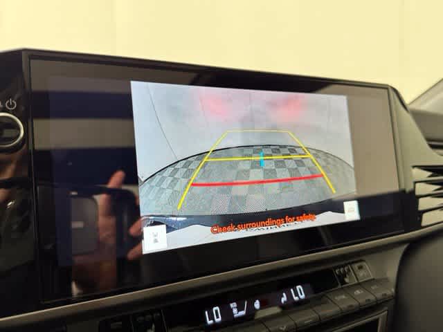 Used 2026 Toyota Camry XSE FWD image 19
