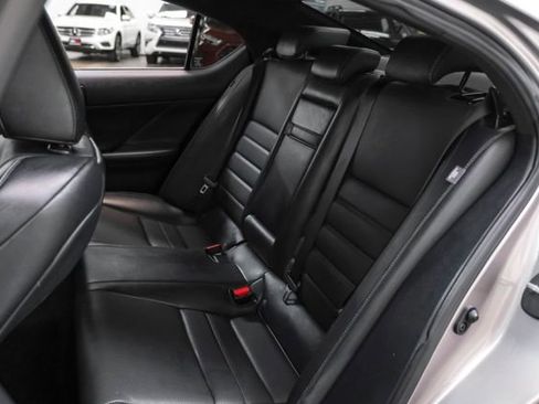 Used 2022 Lexus IS 350 F Sport image 39