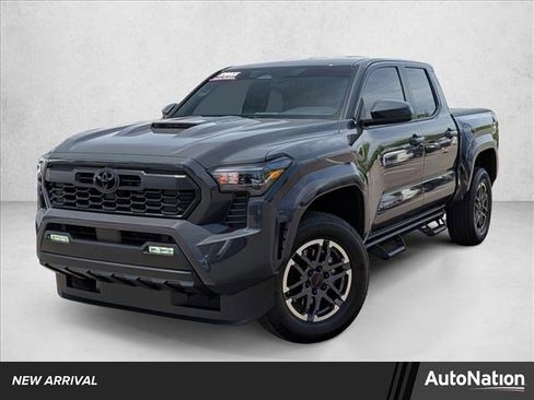 Used 2026 Toyota Tacoma TRD Sport AWD/4WD image 1