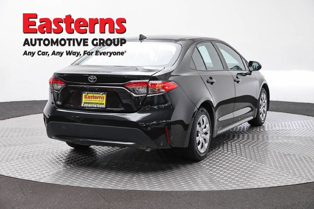 Used 2021 Toyota Corolla LE w/ Carpet Mat Package (TMS) FWD image 6