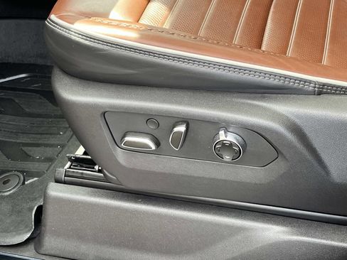 Used 2024 GMC Sierra 1500 Denali Ultimate image 29