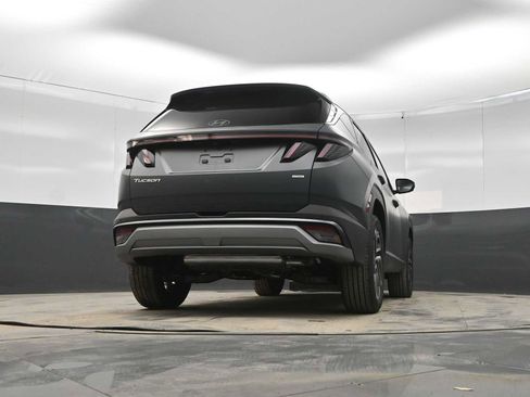 New 2026 Hyundai Tucson Limited image 35